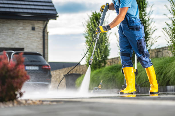 Best Driveway Pressure Washing  in Southchase, FL